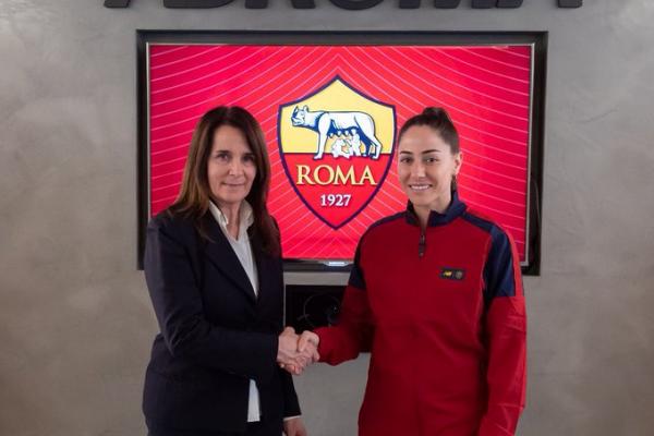 รูปภาพ Vicky Losada  ย้ายร่วมทีมหญิงโรม่า